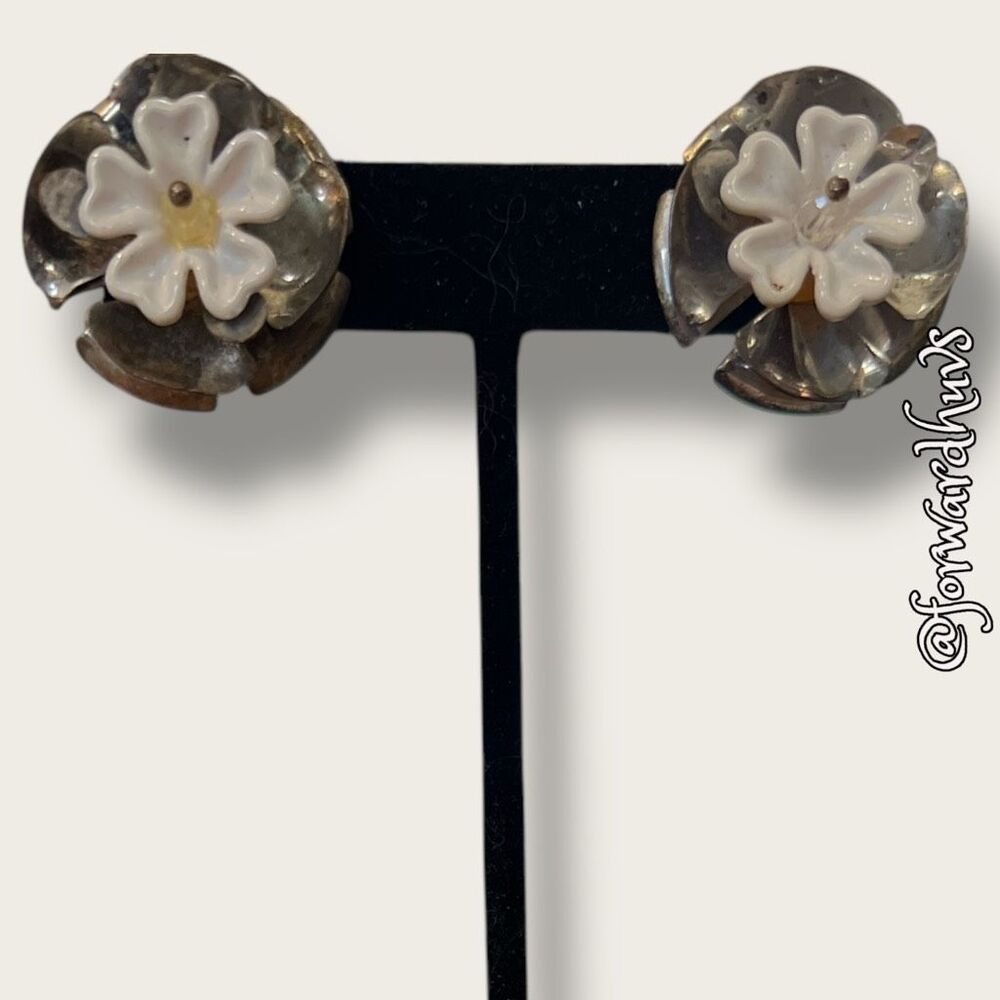 Bundle Sale 3 for $15 | Vintage Metal Flower Earrings